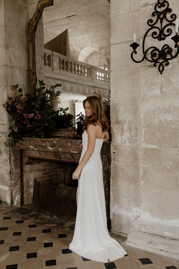 robe de mariée Ysée de la collection aurora vue de dos avec sa traine