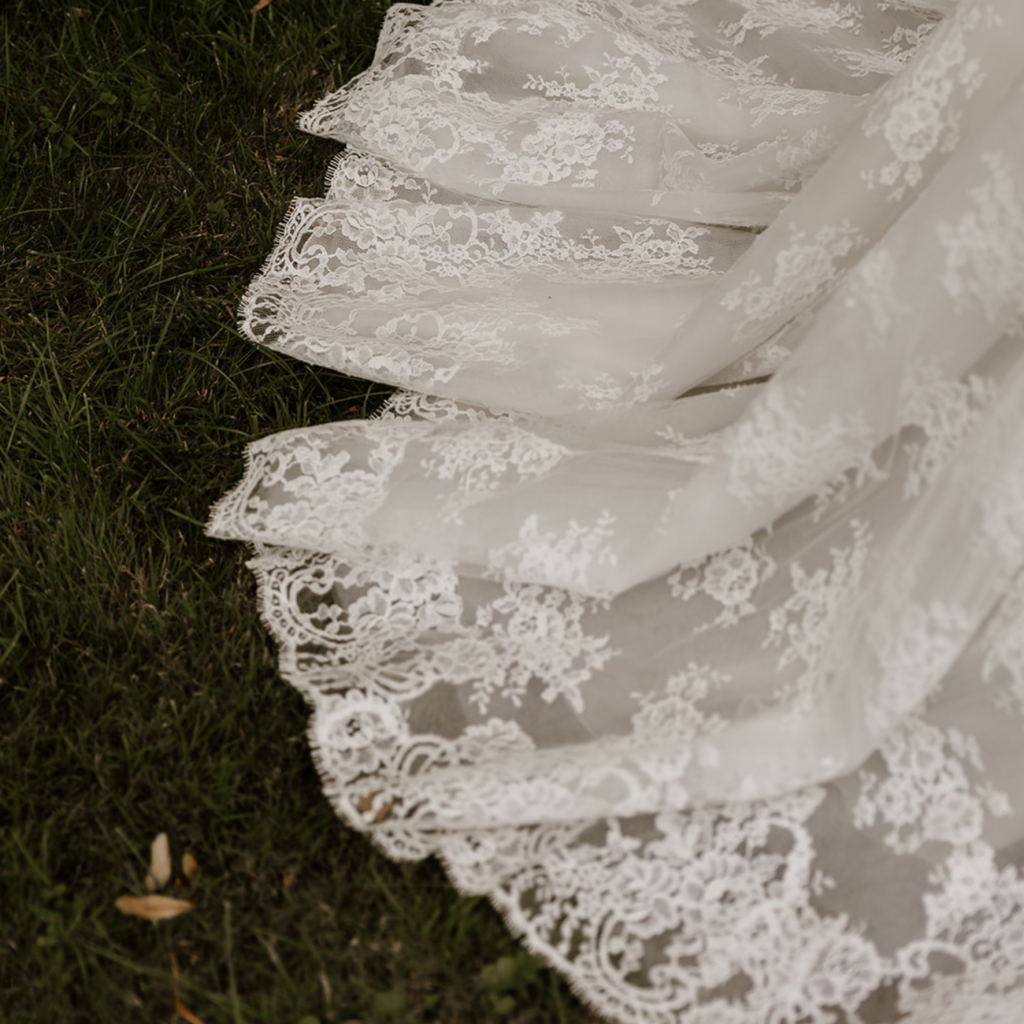 Dentelle de Calais robe de mariée Maité Bailleul